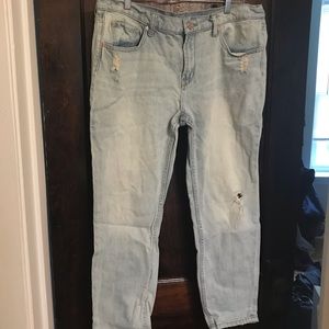 BDG Slim Boyfriend distressed jeans